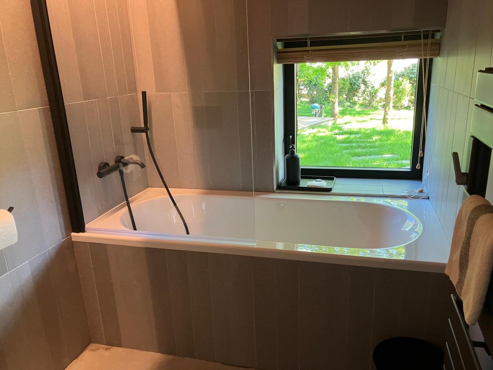 Nouveau - Ecolodge 'Calme Et Nature' - Avec Piscine Au Golf-Lac De Biscarrosse - Couchage 2 Personnes エクステリア 写真